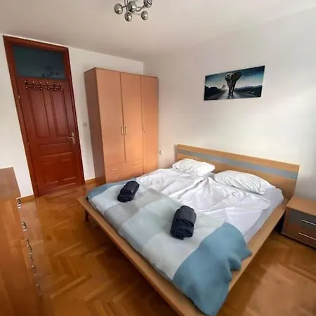 Cozy Minimalistic Apartman
